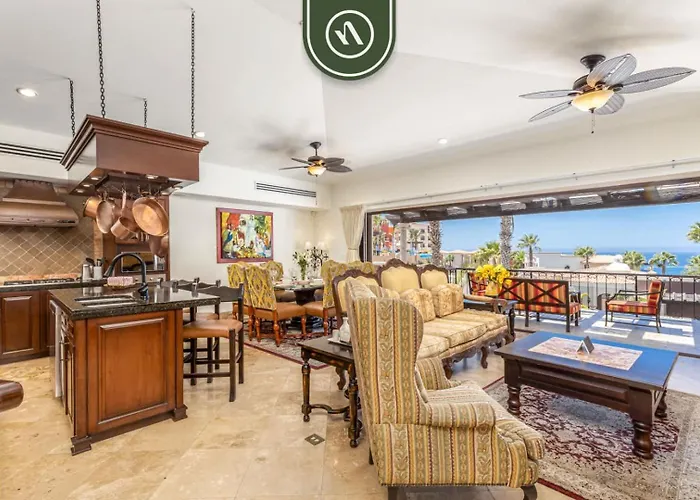 With Private Pool & Patio In Cabo *